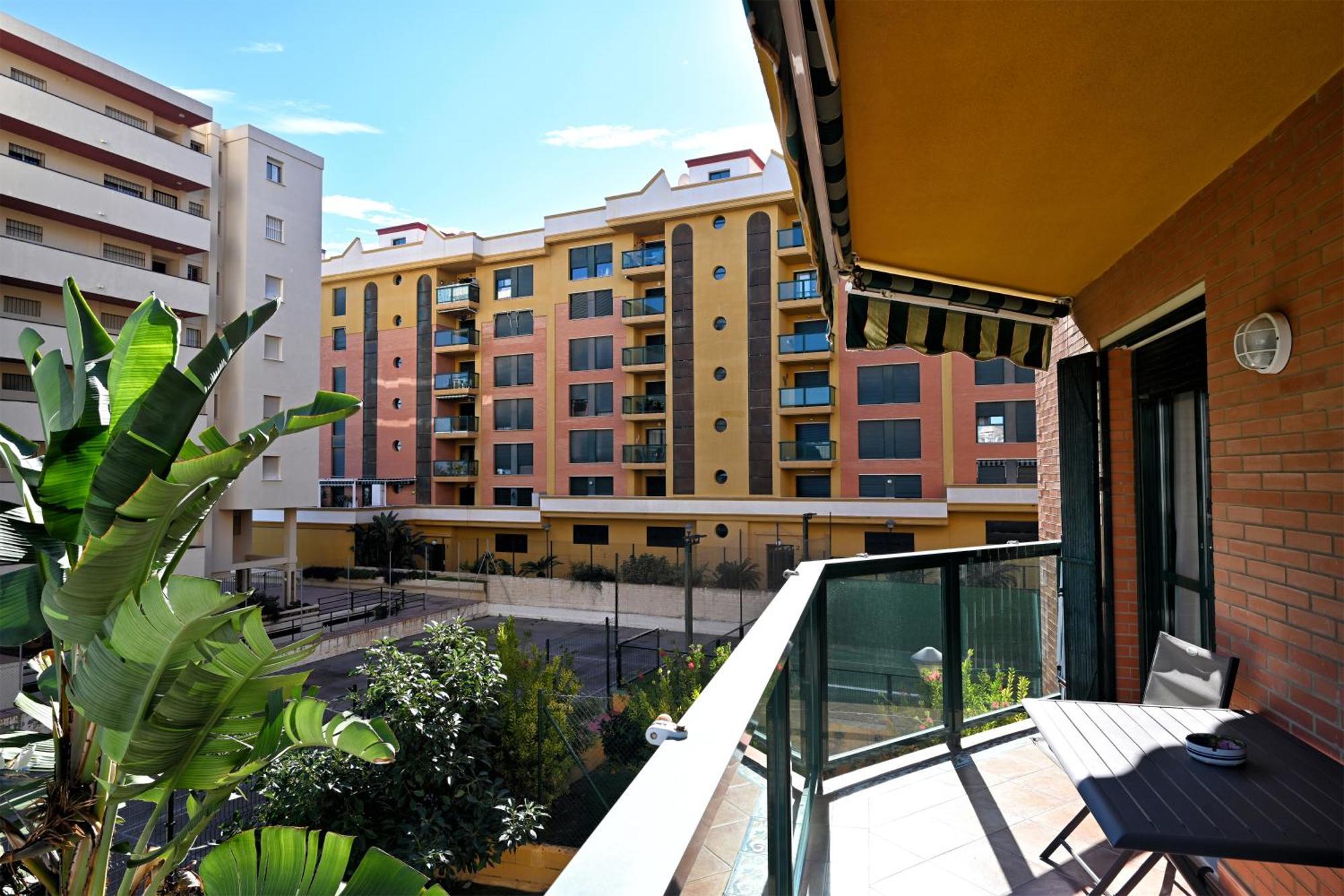 Love Rent4 Malaga Alamar 토레몰리노스 외부 사진